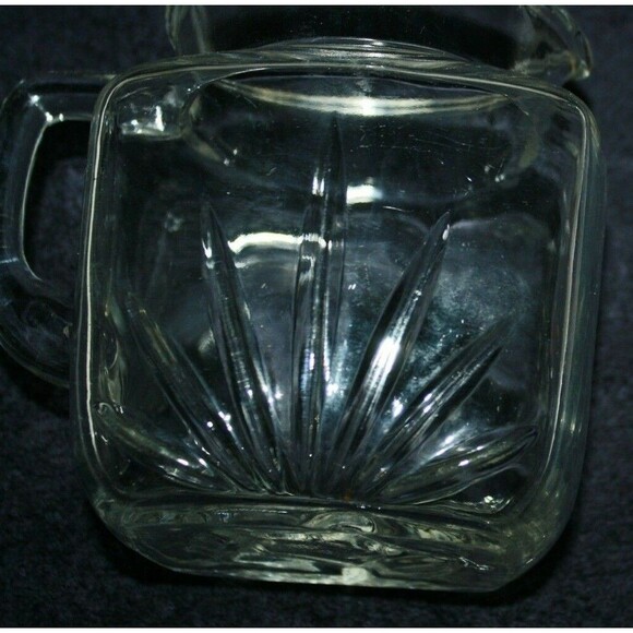 VINTAGE CLEAR CUT GLASS SQUARE TEA PITCHER - Picture 6 of 8
